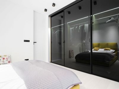 Schiebetürschrank von raumplus
